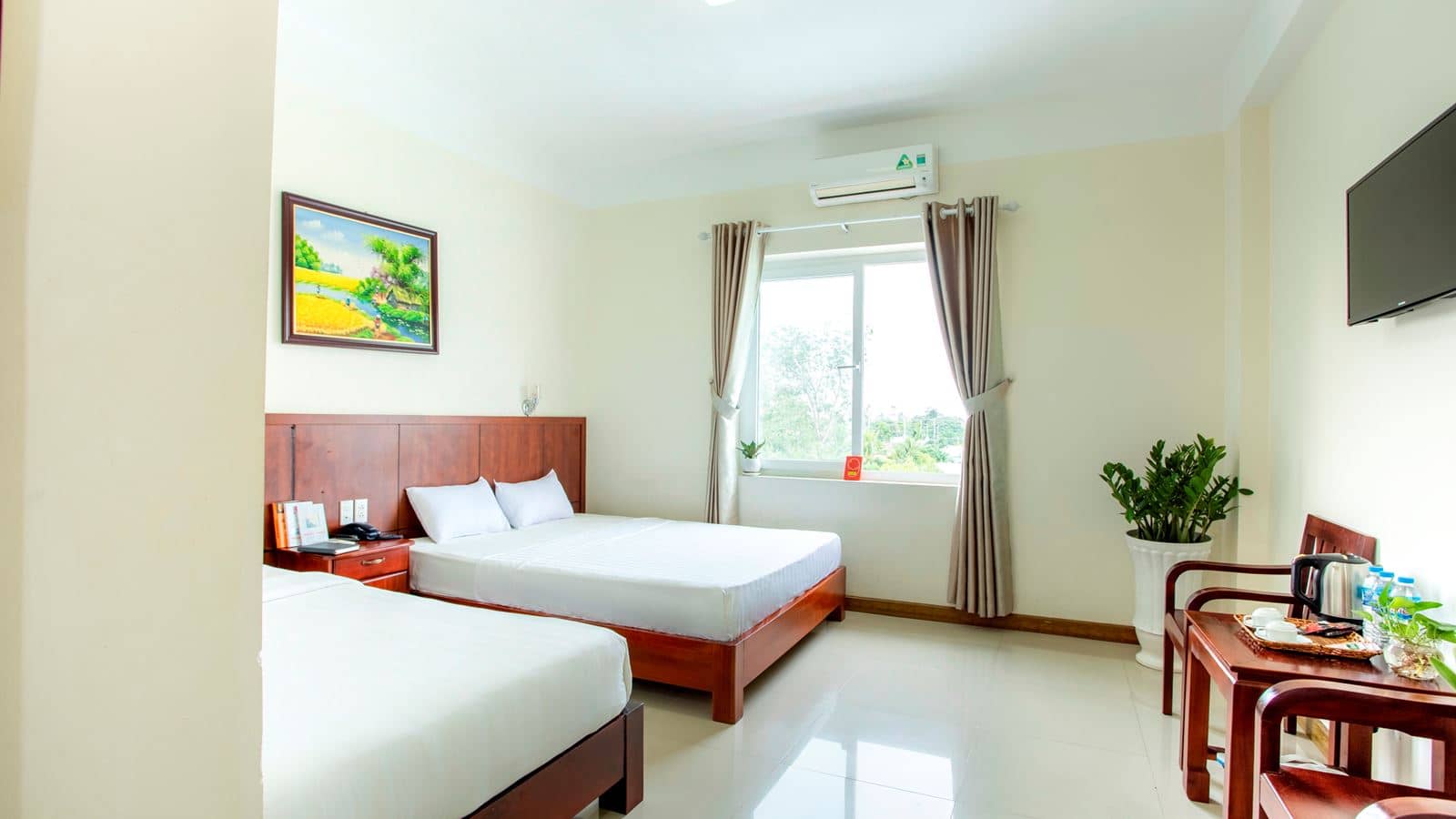 rooms-deluxe-triple-room-no-extra-bed