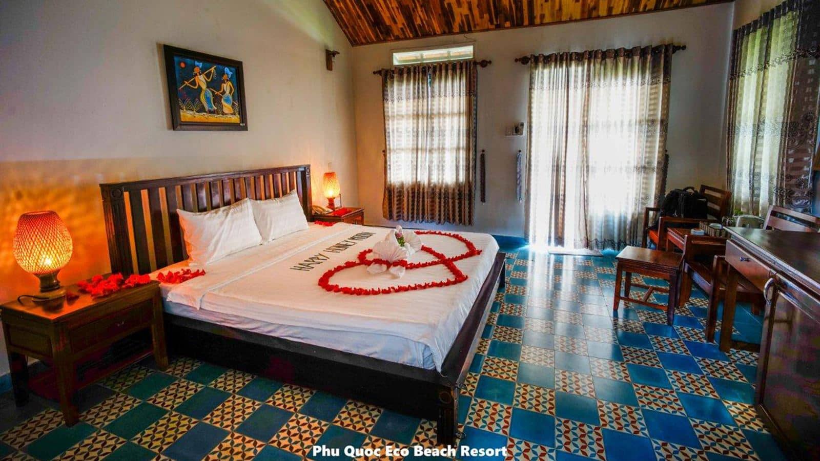 rooms-deluxe-bungalow-sea-view-with-terrace