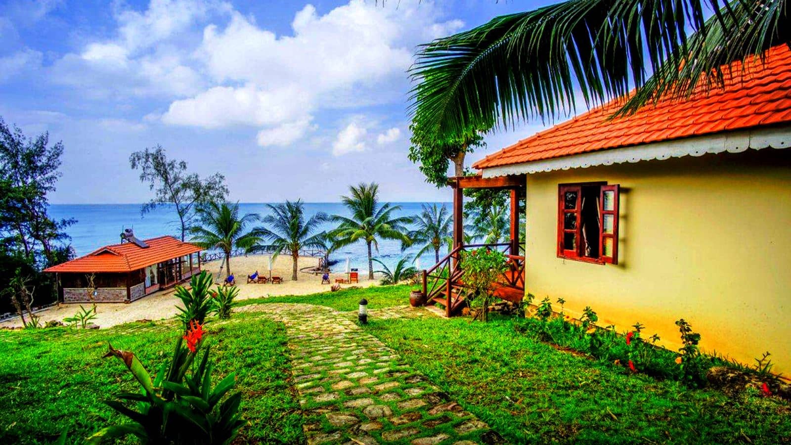 rooms-premier-bungalow-beachfront-with-terrace