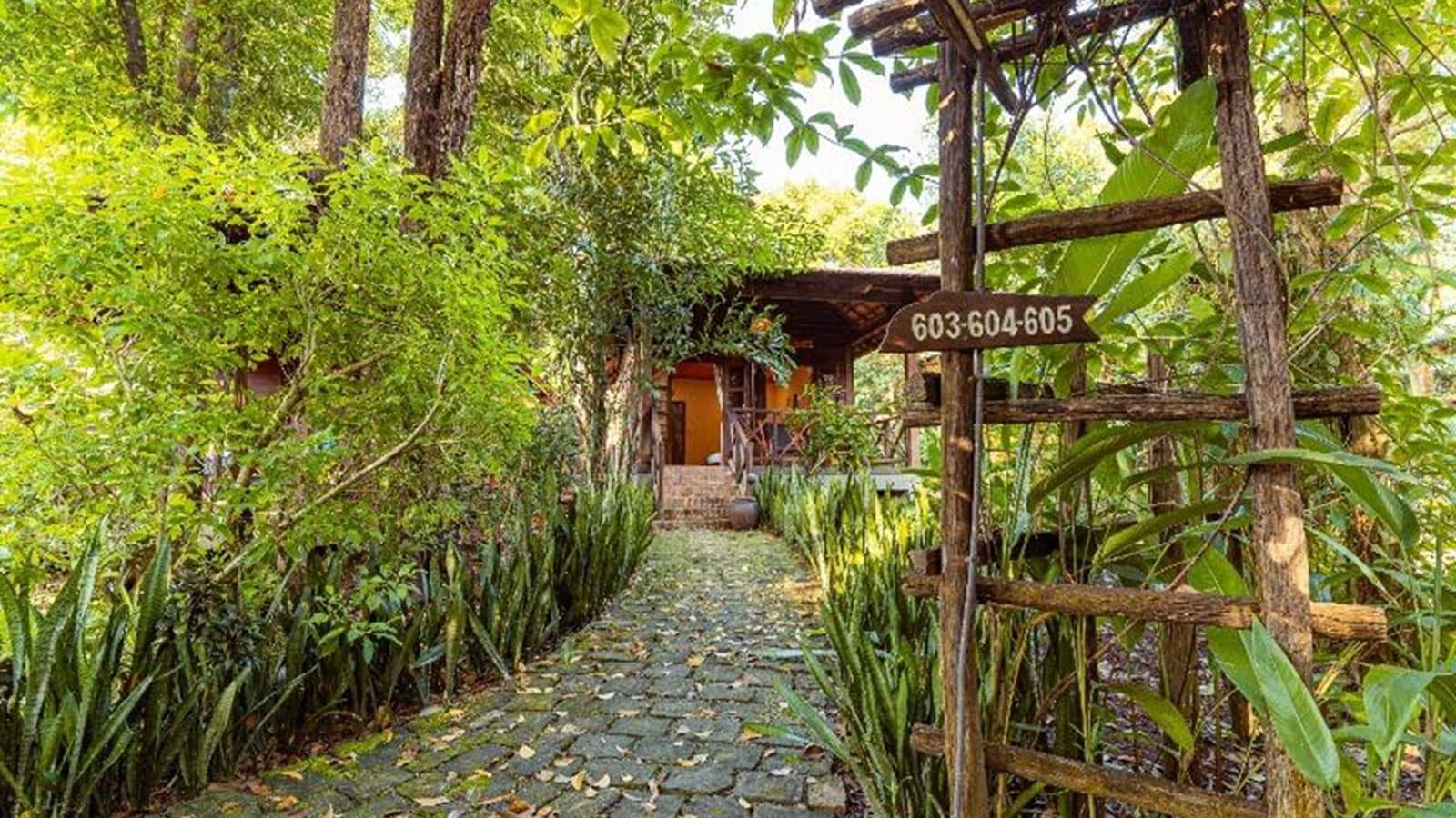 rooms-superior-bungalow-garden-view-with-terrace-child-without-extra-bed