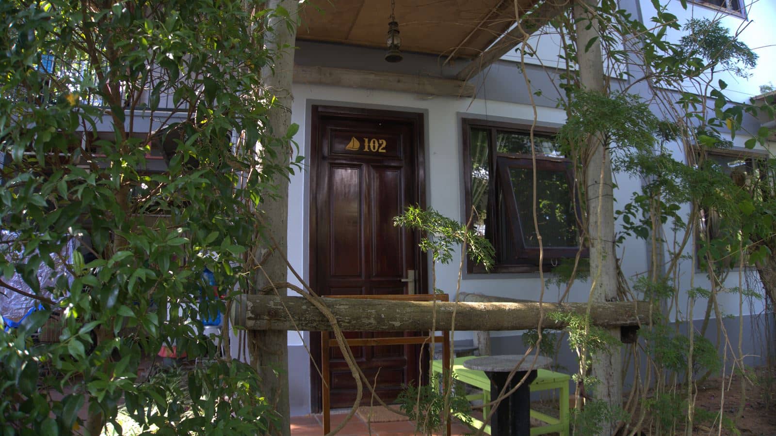 rooms-deluxe-garden-view