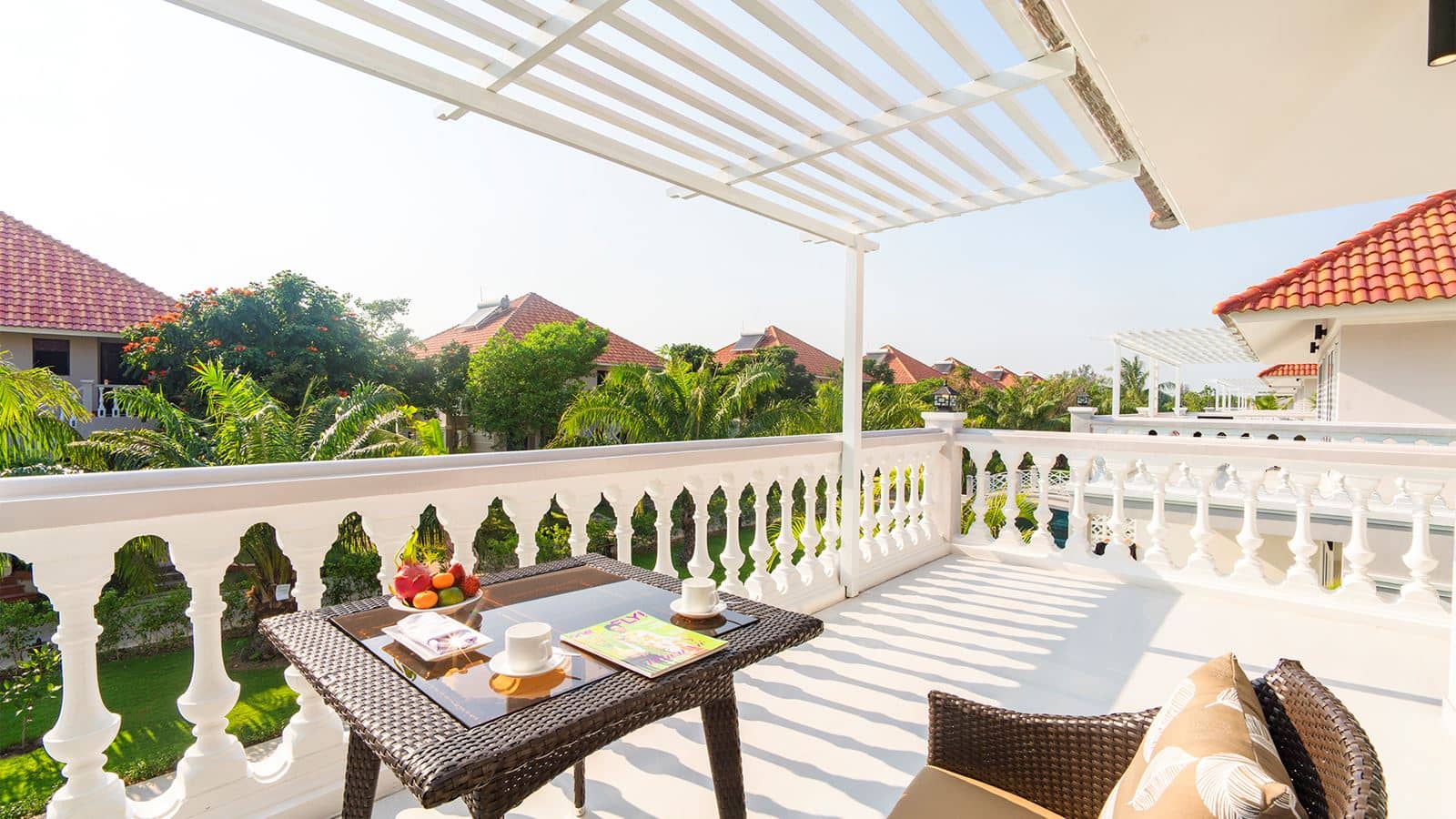 rooms-poolview-villa