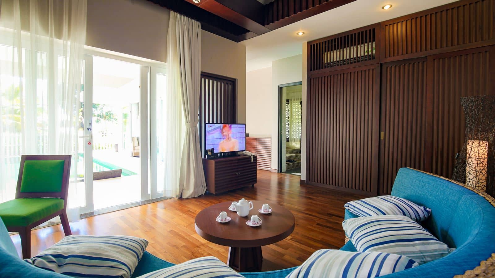 rooms-beachfront-villa-child-without-extra-bed