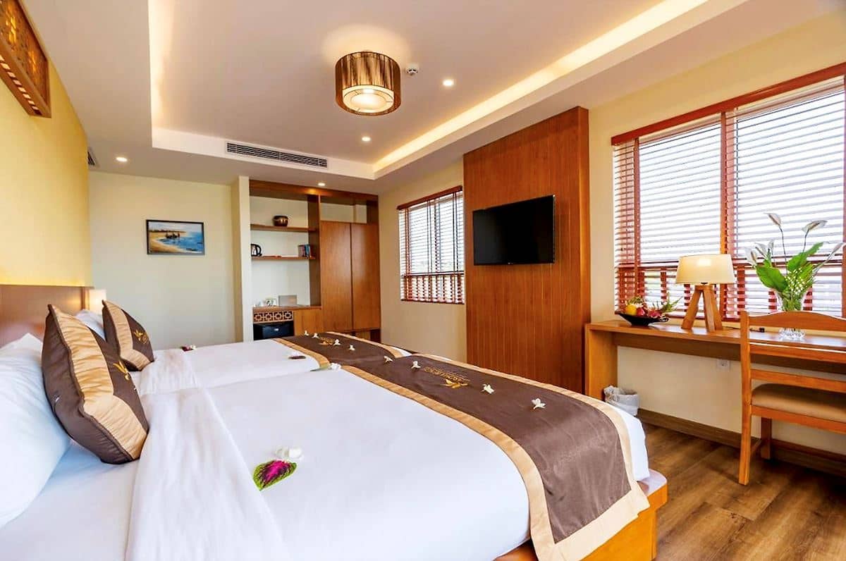 rooms-aroma-superior-sea-view-with-terrace-child-without-extra-bed