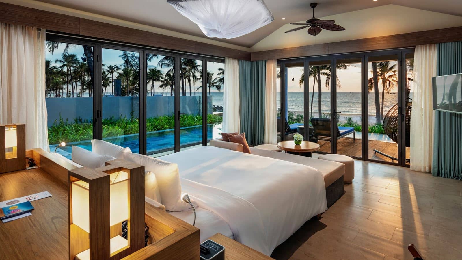 rooms-beachfront-bungalow-with-pool-child-without-extra-bed