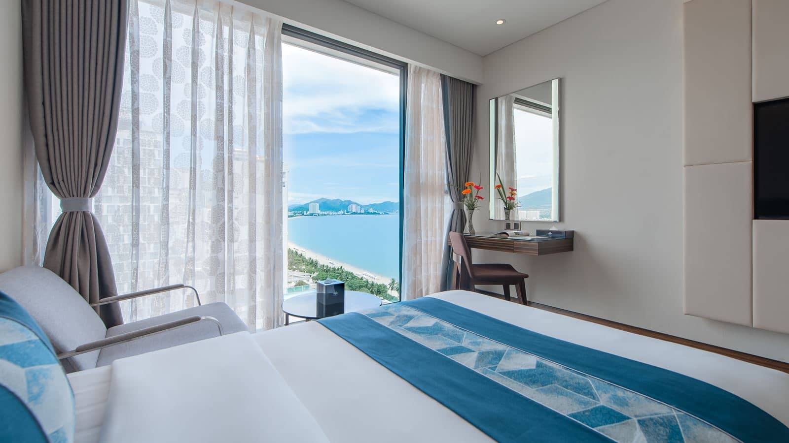 rooms-grand-deluxe-partial-sea-view-with-window-child-without-extra-bed