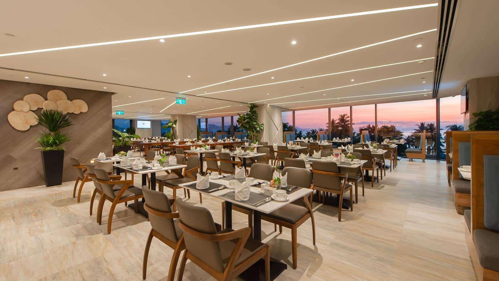 restaurants-ocean-queen-restaurant