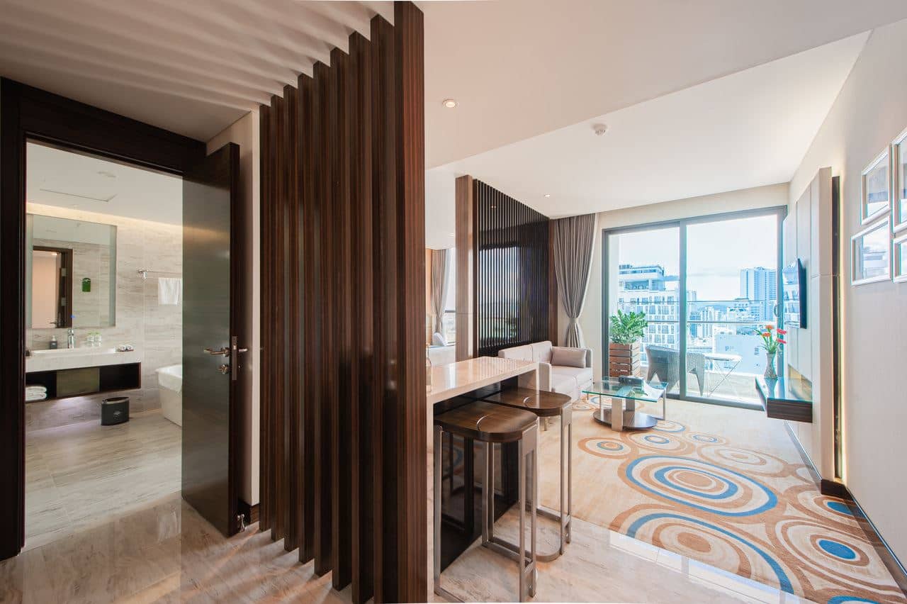 rooms-grand-suite-sea-view-balcony-child-without-extra-bed
