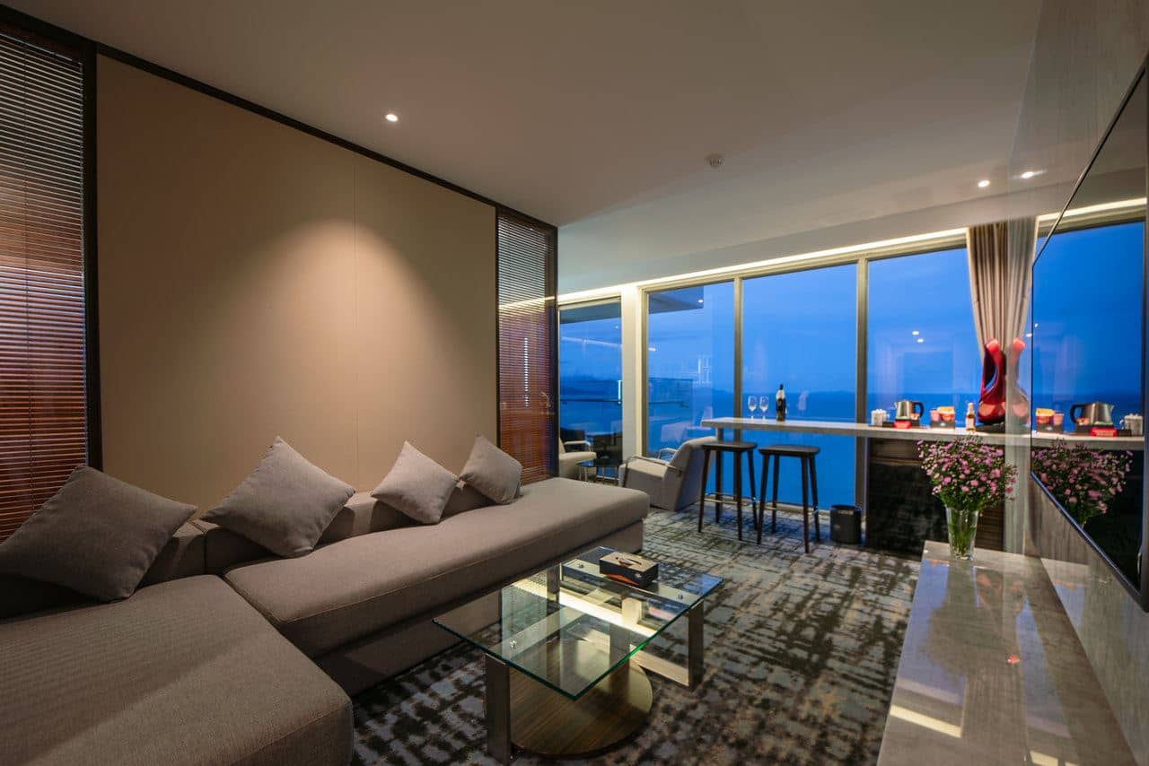 rooms-queen-ann-suite-ocean-view-balcony-child-without-extra-bed
