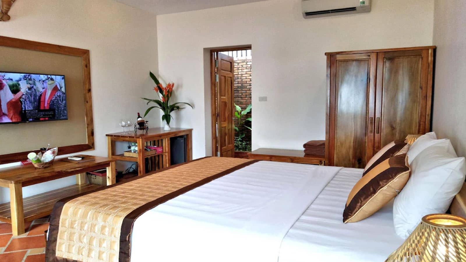 rooms-double-standard-room-no-extra-bed