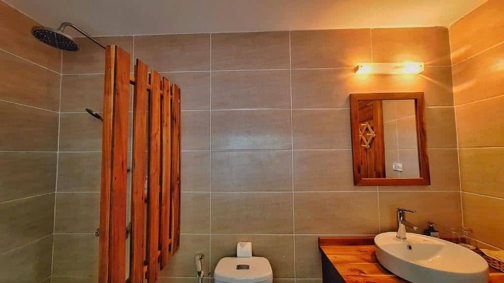 rooms-deluxe-double-with-partial-sea-view-no-extra-bed