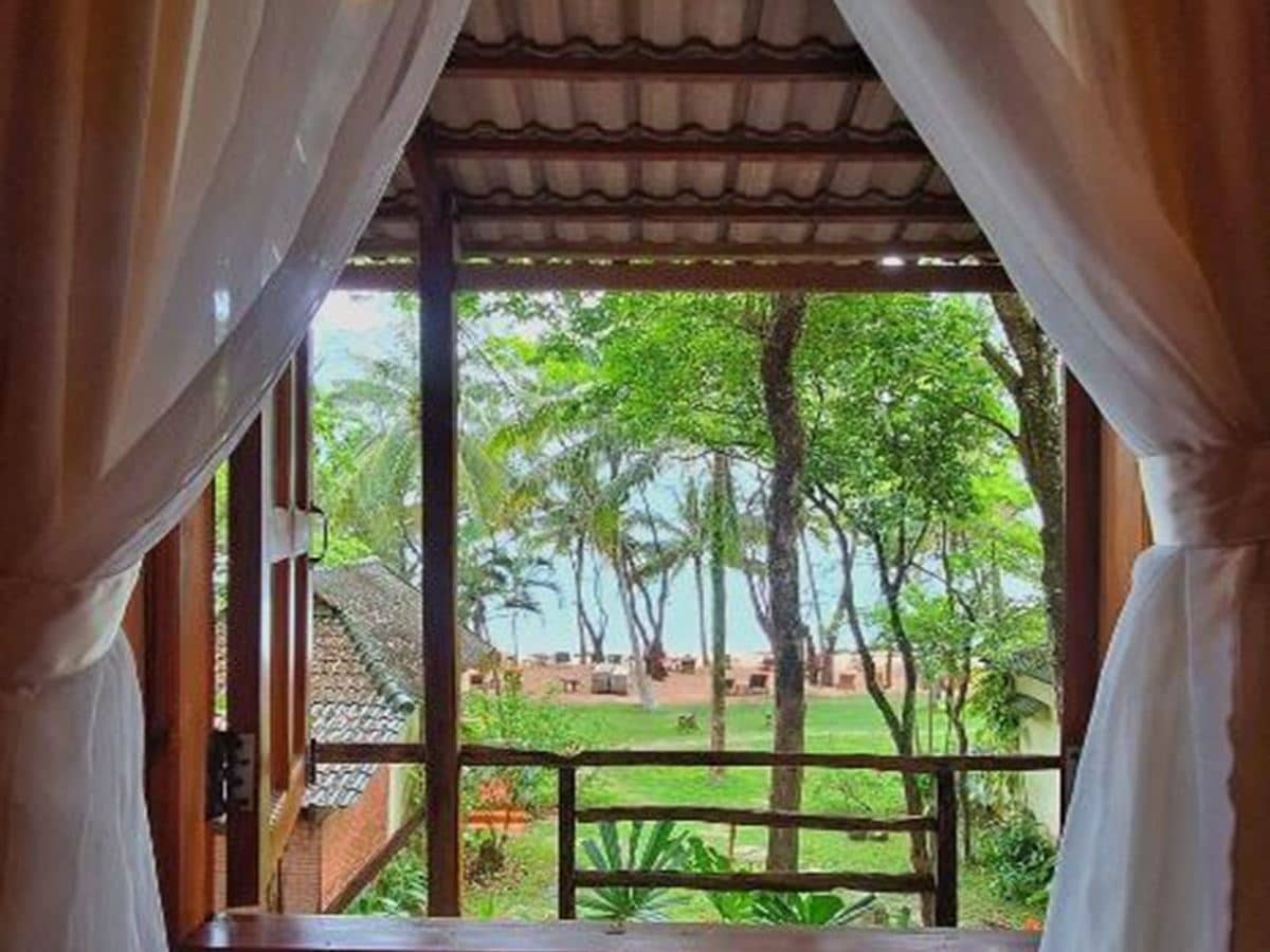 rooms-deluxe-bungalow-with-partial-sea-view-no-extra-bed