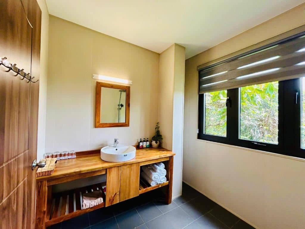 rooms-sky-family-deluxe-room-sea-view
