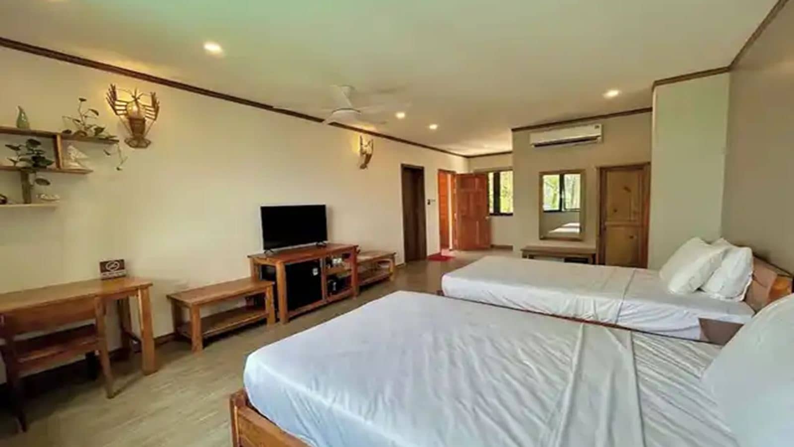 rooms-excutive-family-seaview