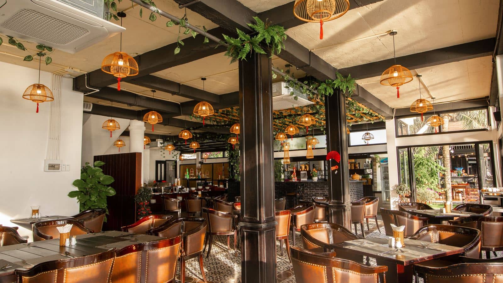 restaurants-restaurants