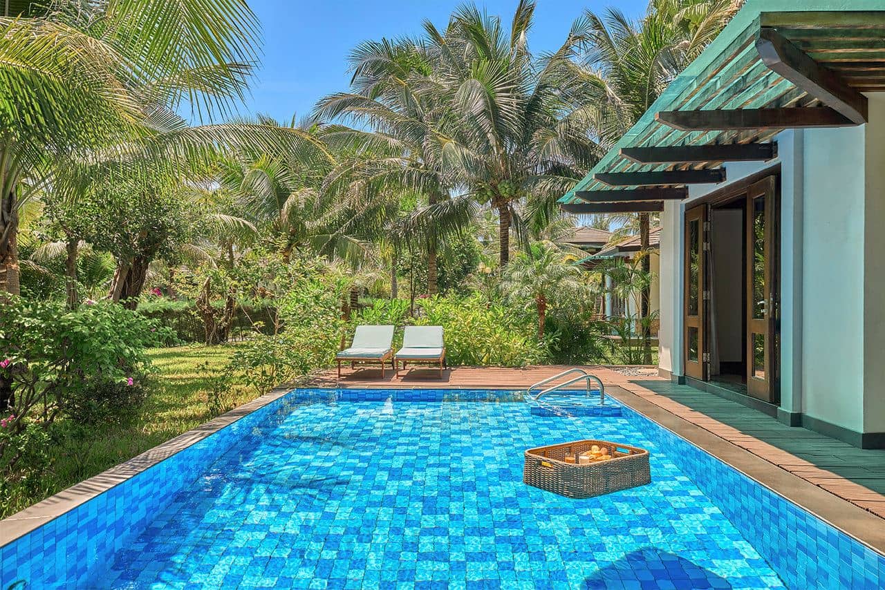 rooms-1bedroom-pool-villa