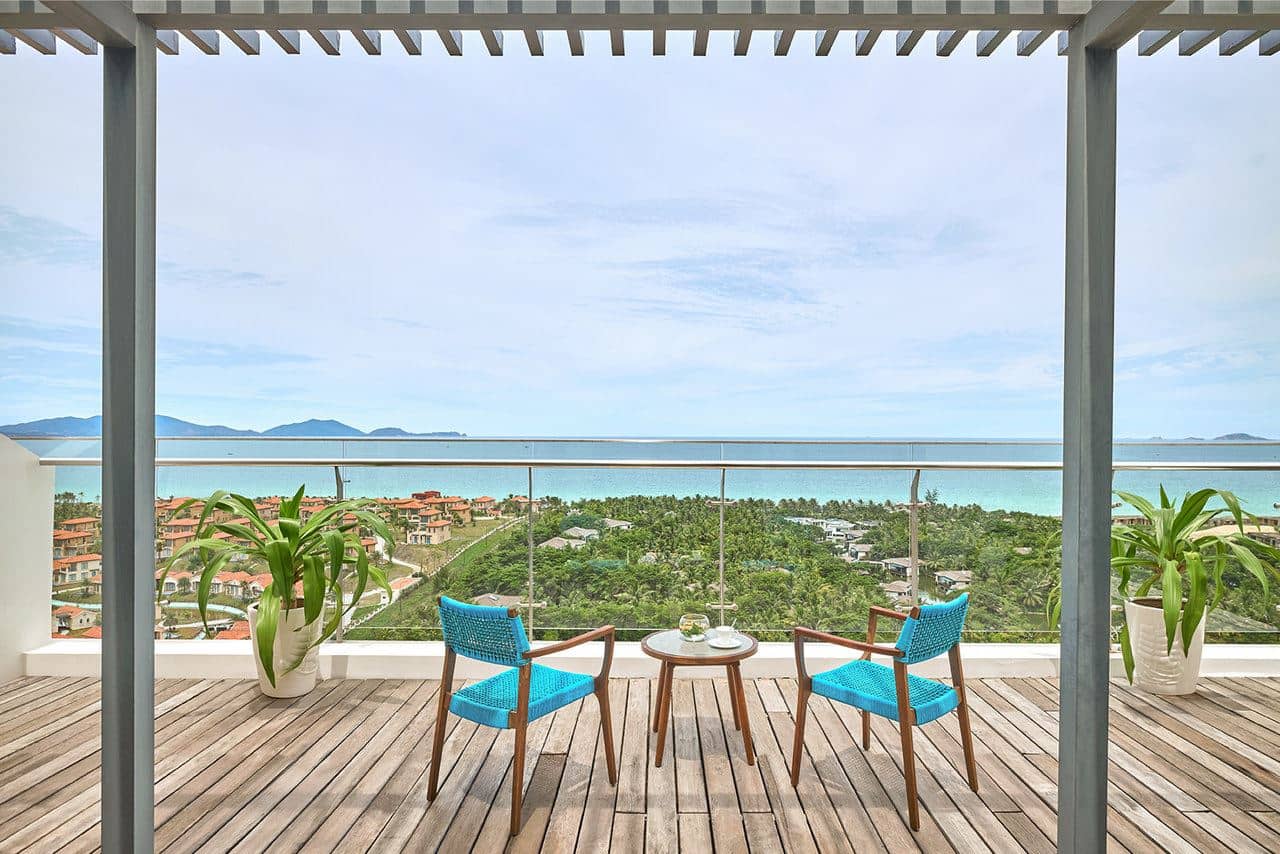 rooms-deluxe-terrace-ocean-view