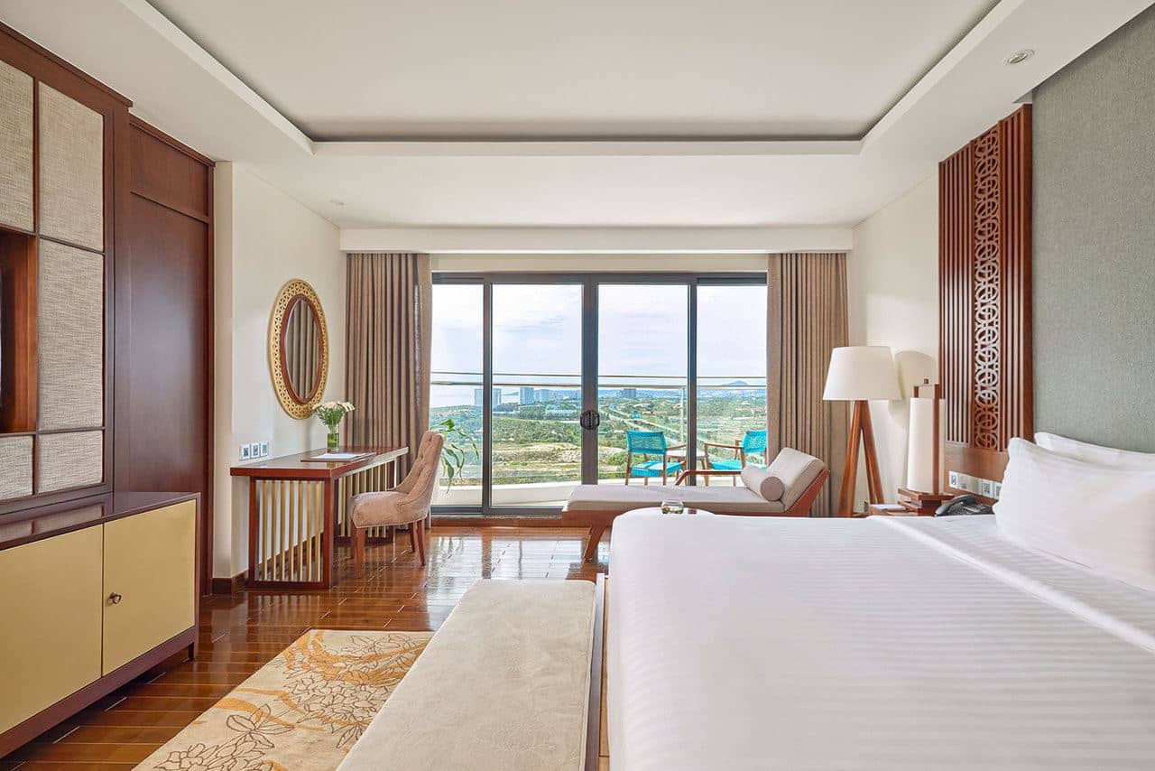 rooms-deluxe-sky-with-balcony