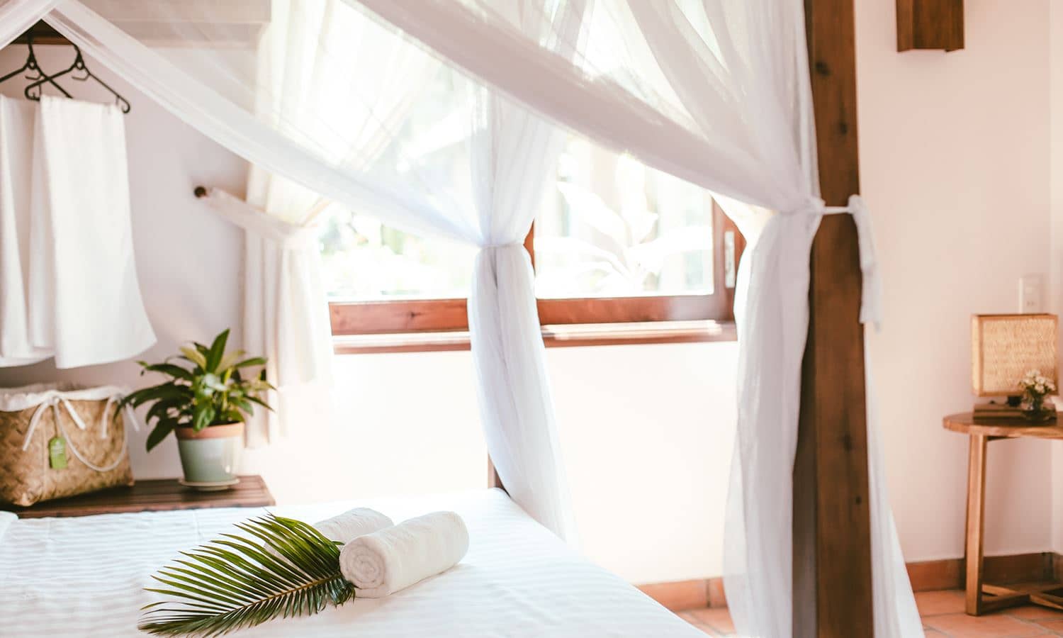 rooms-sea-view-bungalow-with-balcony