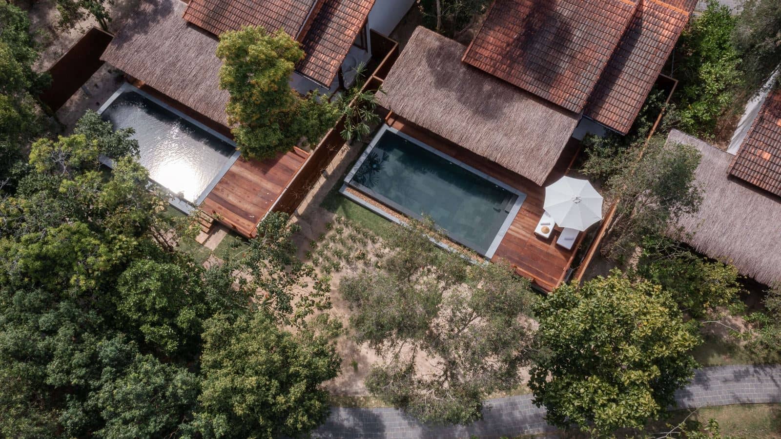 rooms-green-pool-villa-child-without-extra-bed