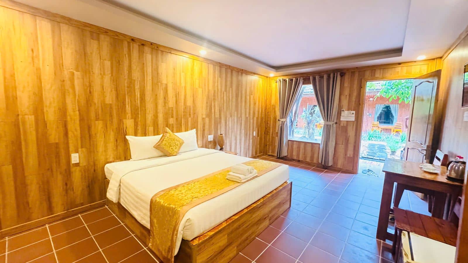 rooms-bungalow-gardenview