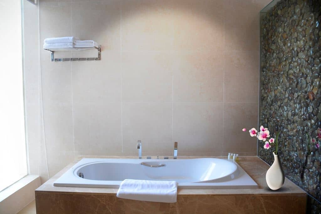 rooms-luxury-room-mountain-view