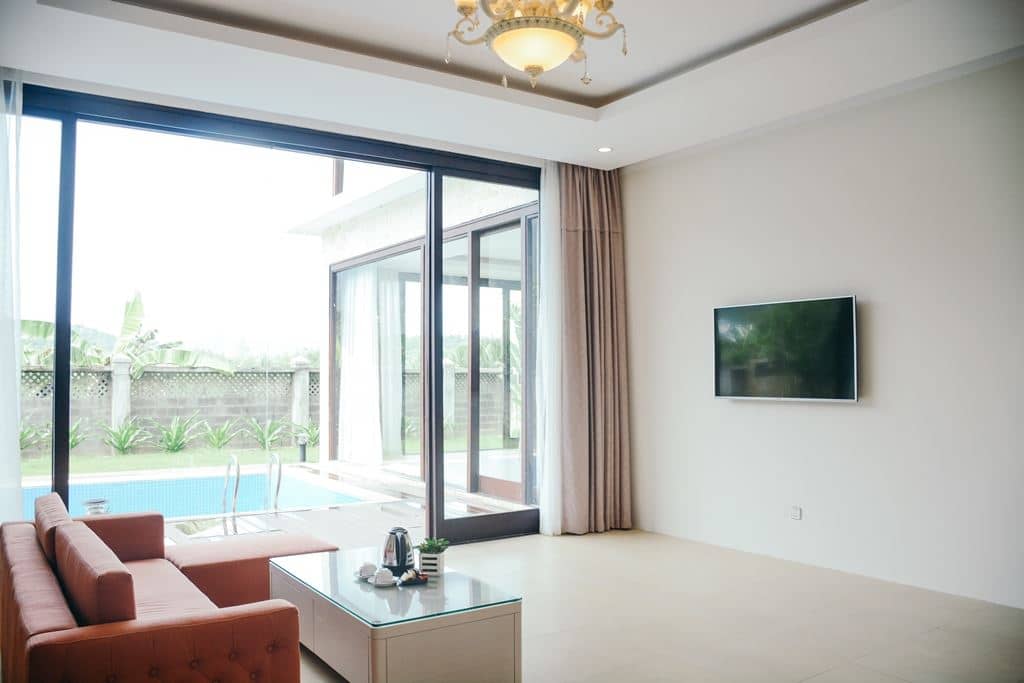 rooms-suite-room-with-pool-mountain-view
