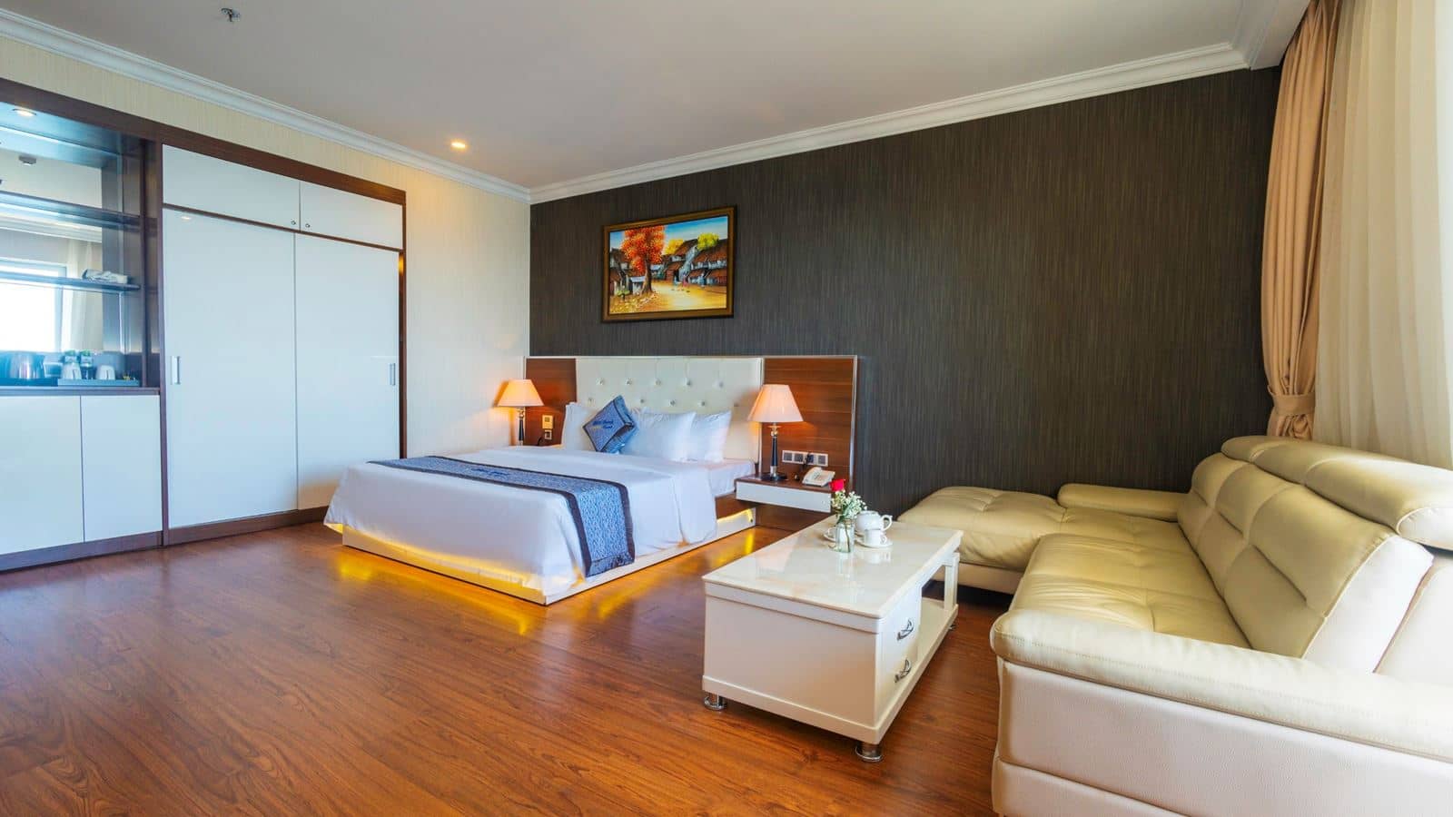 rooms-suite-sea-view-with-balcony-child-without-extra-bed