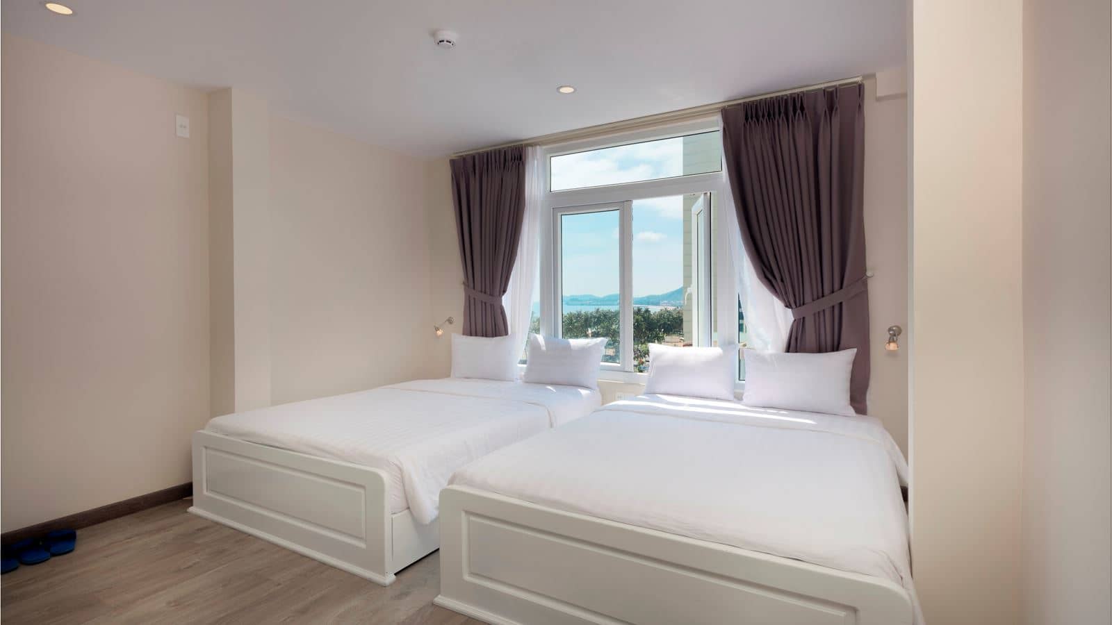 rooms-deluxe-with-2-queen-beds