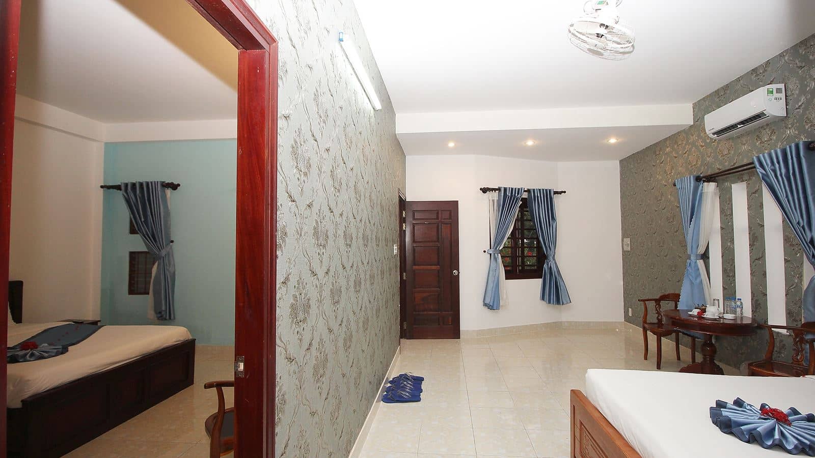 rooms-family-sextuple-garden-view