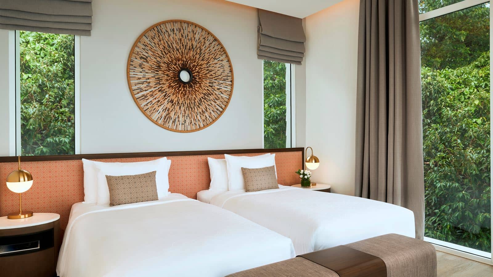 rooms-on-the-rock-villa-4-bedrooms-no-extra-bed