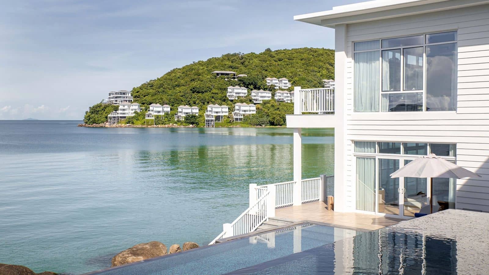rooms-water-retreat-villa-5-bedrooms-no-extra-bed