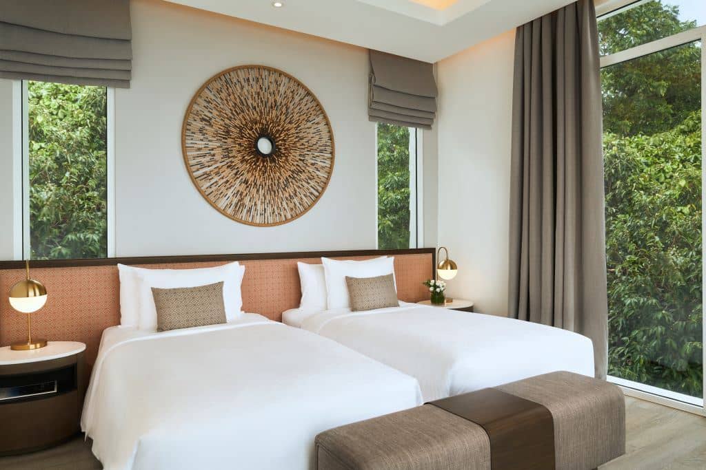 rooms-on-the-rock-villa-3-bedrooms-no-extra-bed