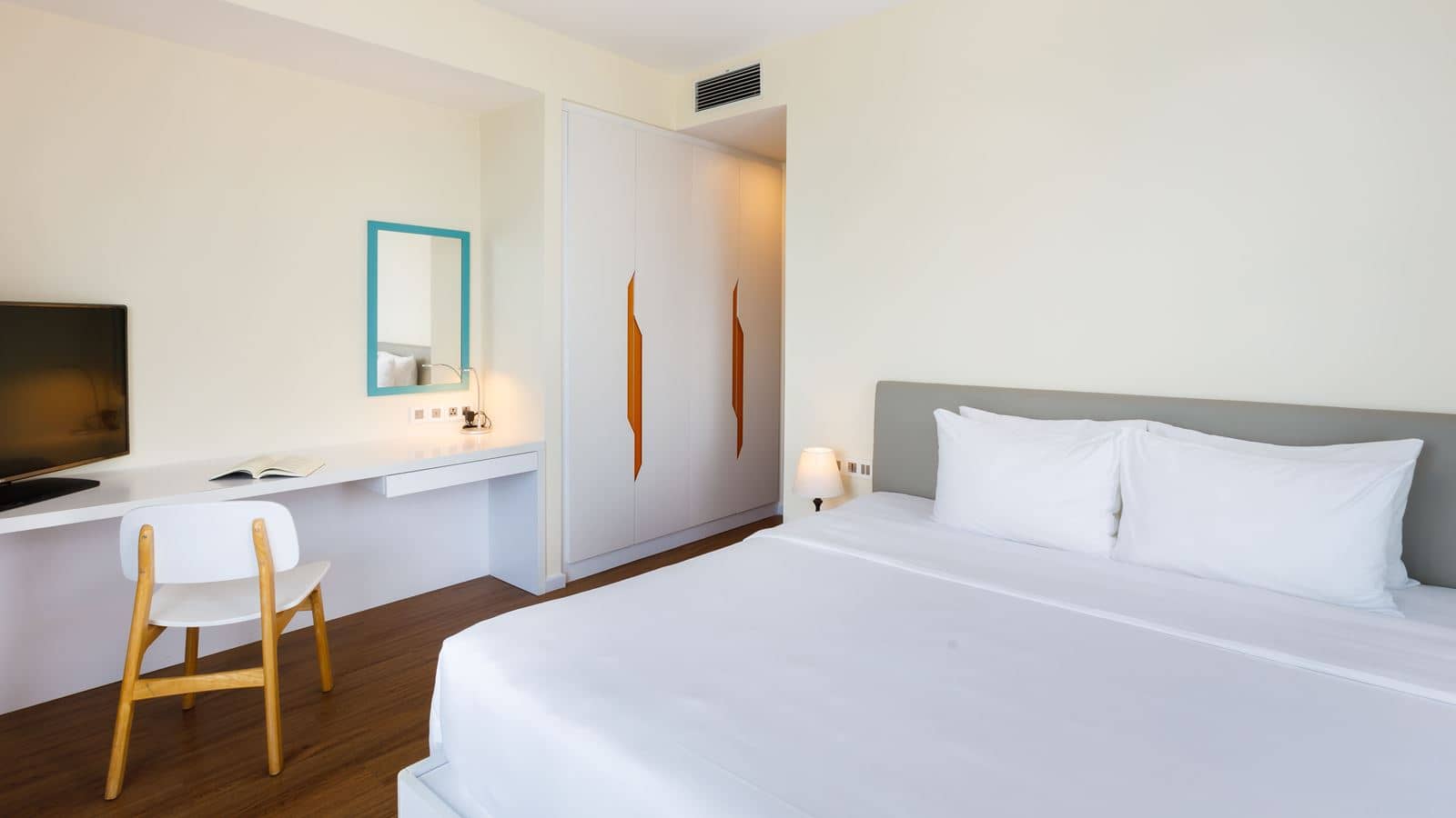 rooms-2bedroom-deluxe-suite-ocean-view-no-extra-bed