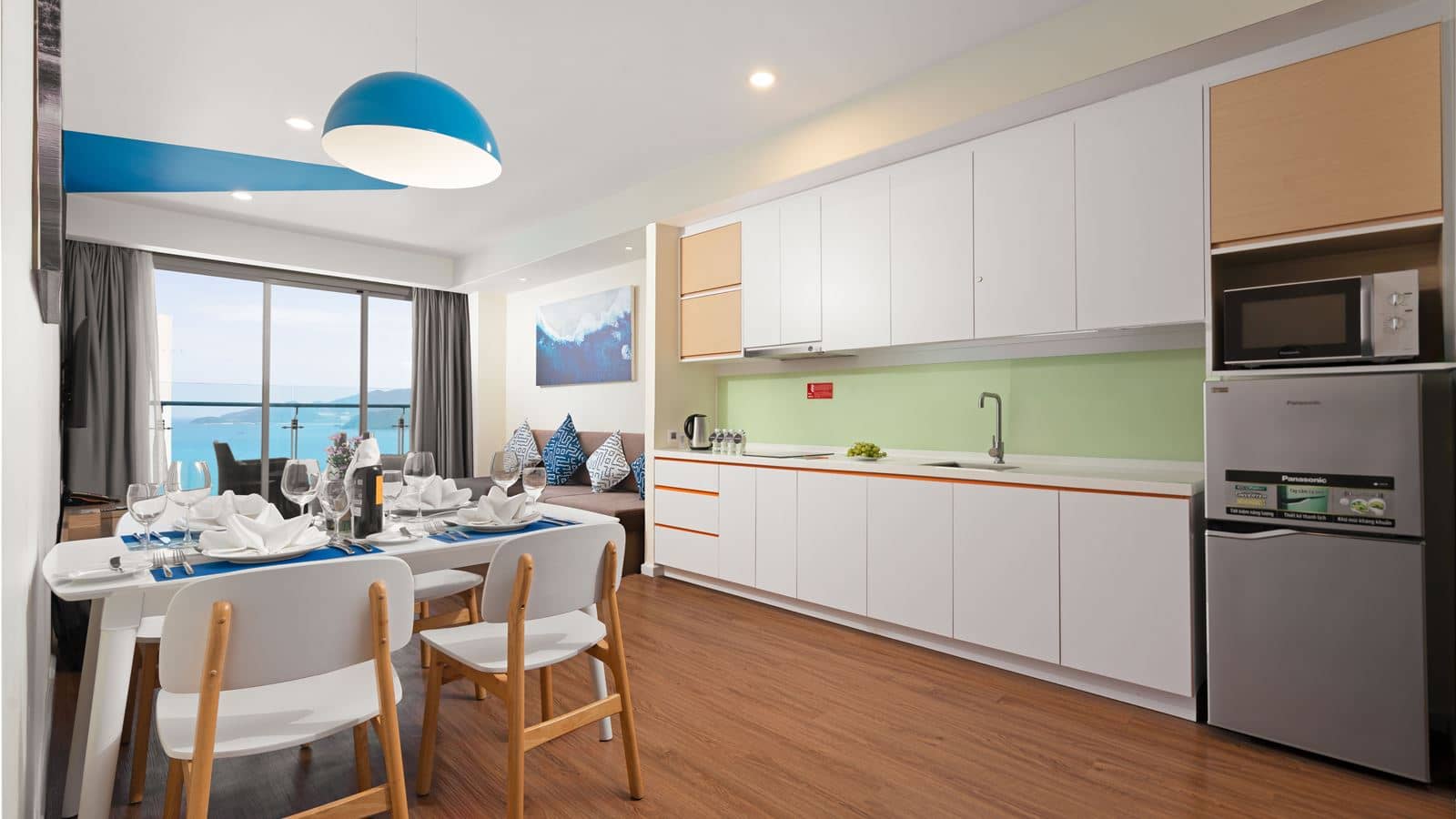 rooms-2bedroom-deluxe-suite-ocean-view-no-extra-bed