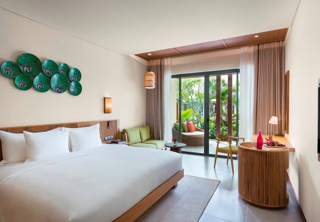 rooms-deluxe-garden-view-with-balcony-child-without-extra-bed