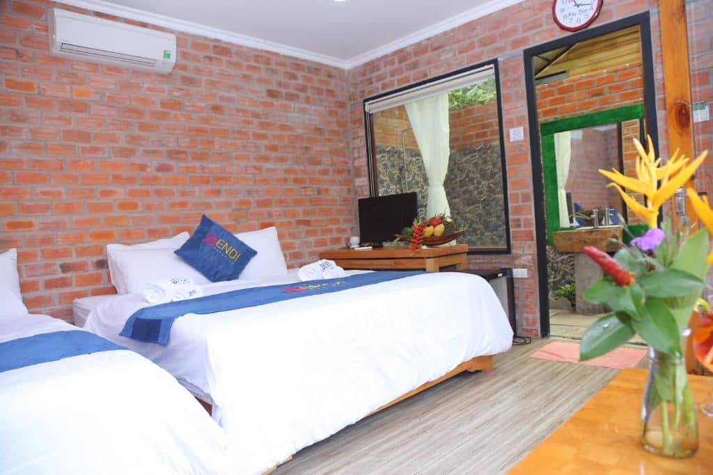 rooms-triple-bungalow