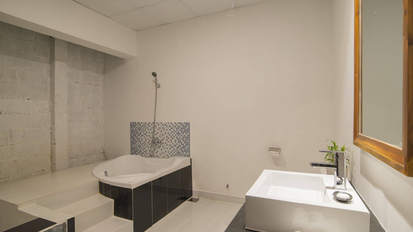 rooms-deluxe-room