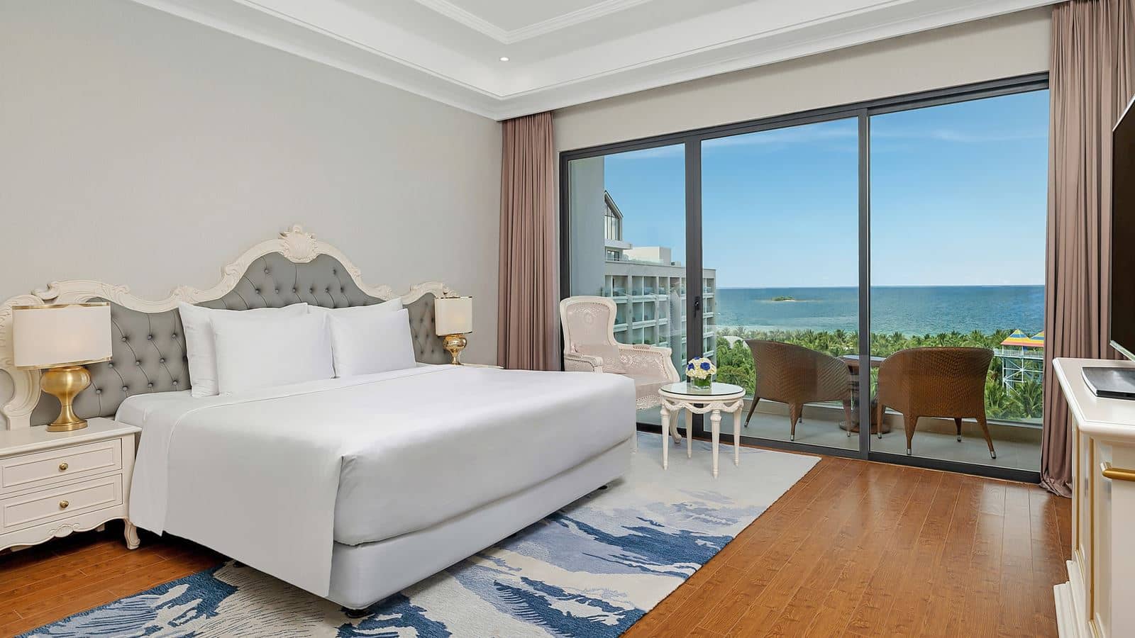 rooms-deluxe-sea-view-child-without-extra-bed