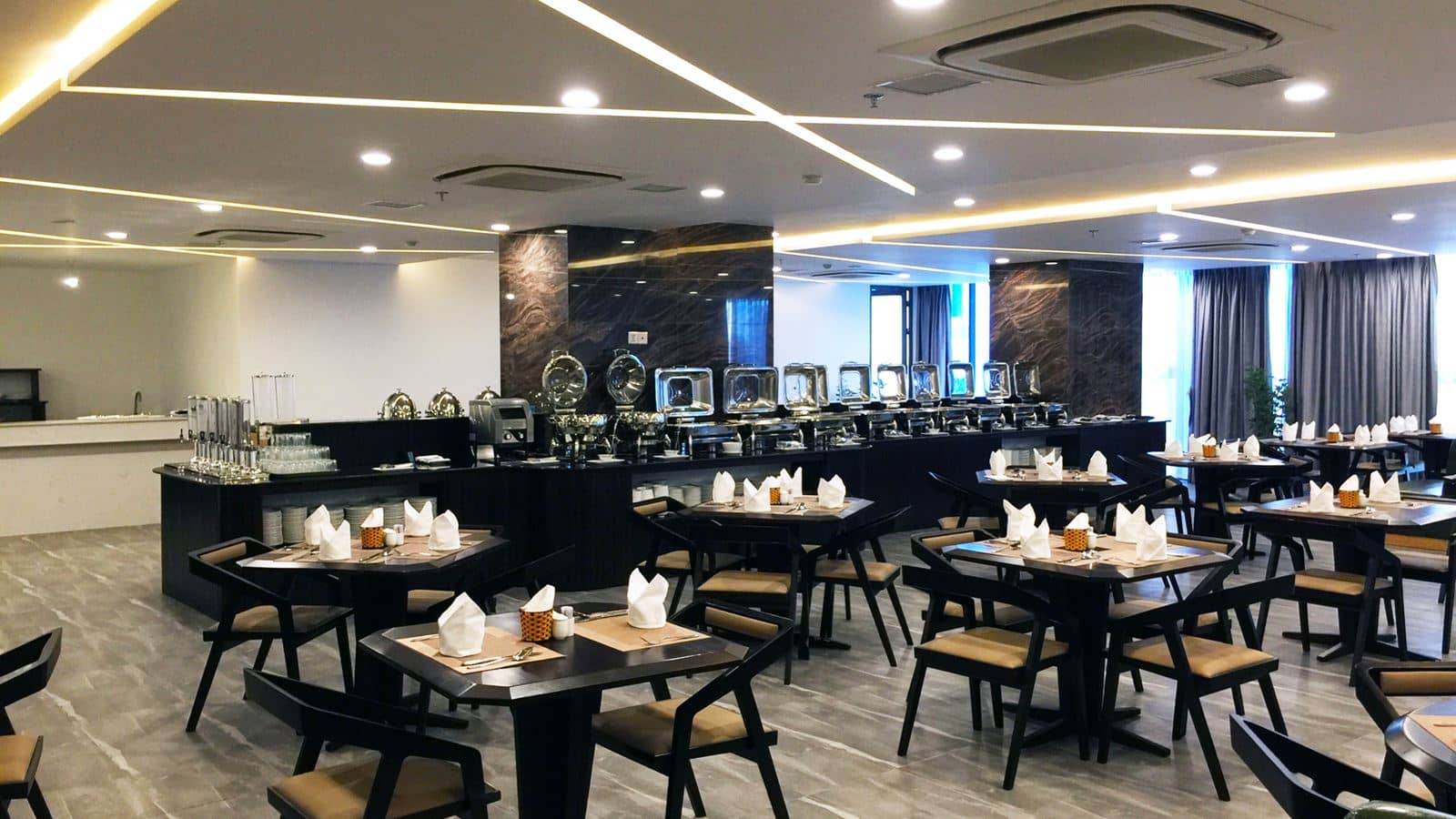 restaurants-lotus-restaurant