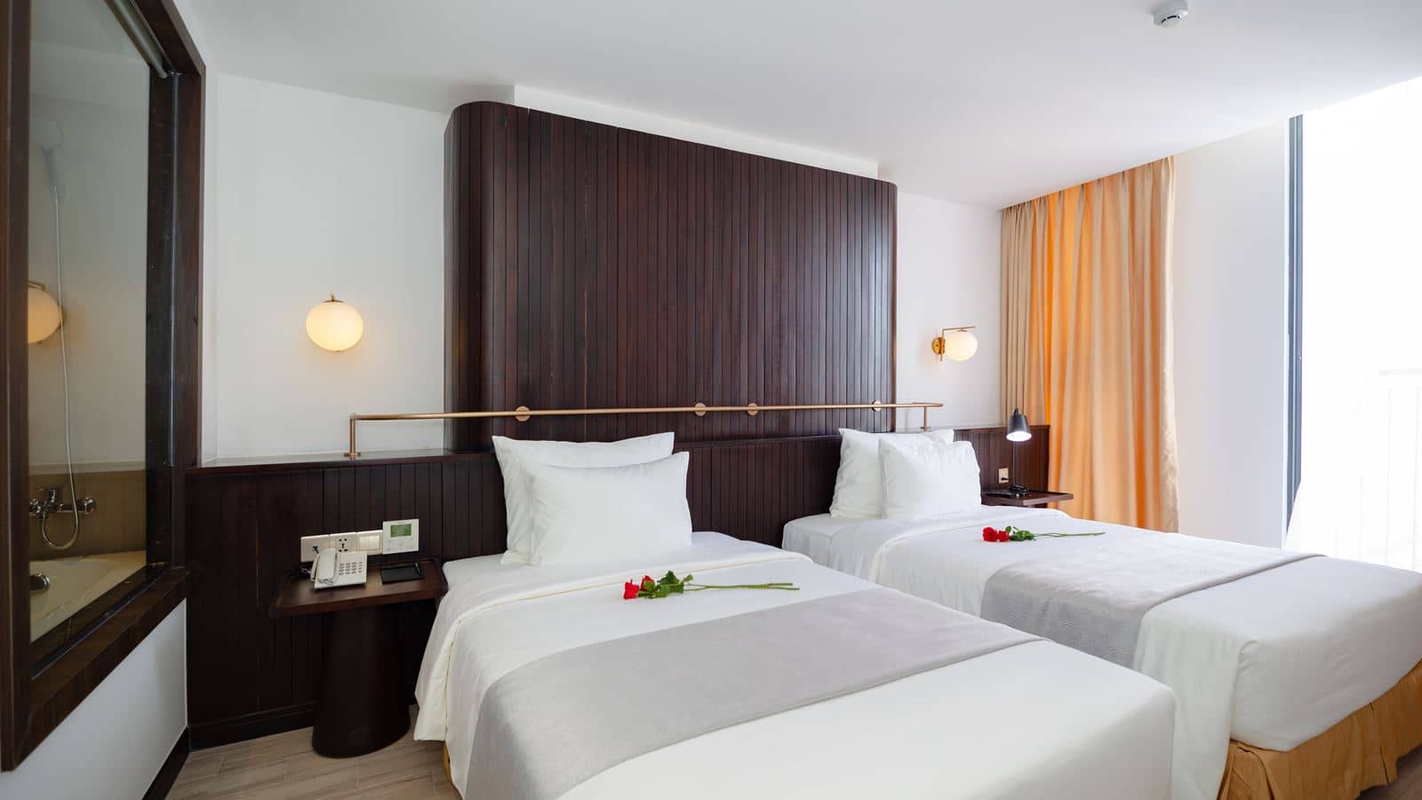 rooms-deluxe-city-view-child-without-extra-bed