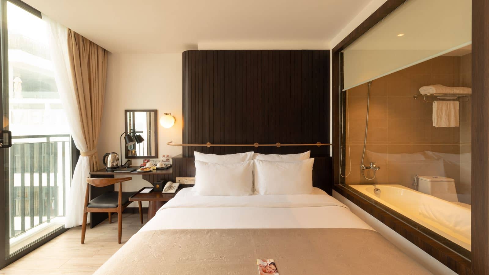 rooms-deluxe-city-view-child-without-extra-bed