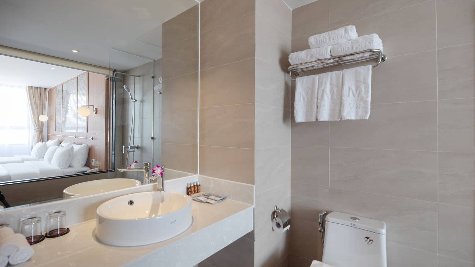 rooms-deluxe-partial-sea-view-child-without-extra-bed