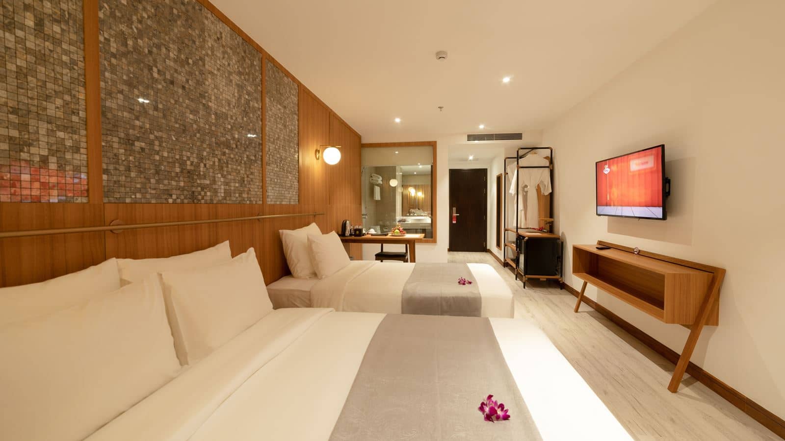 rooms-deluxe-triple-sea-view-no-extra-bed