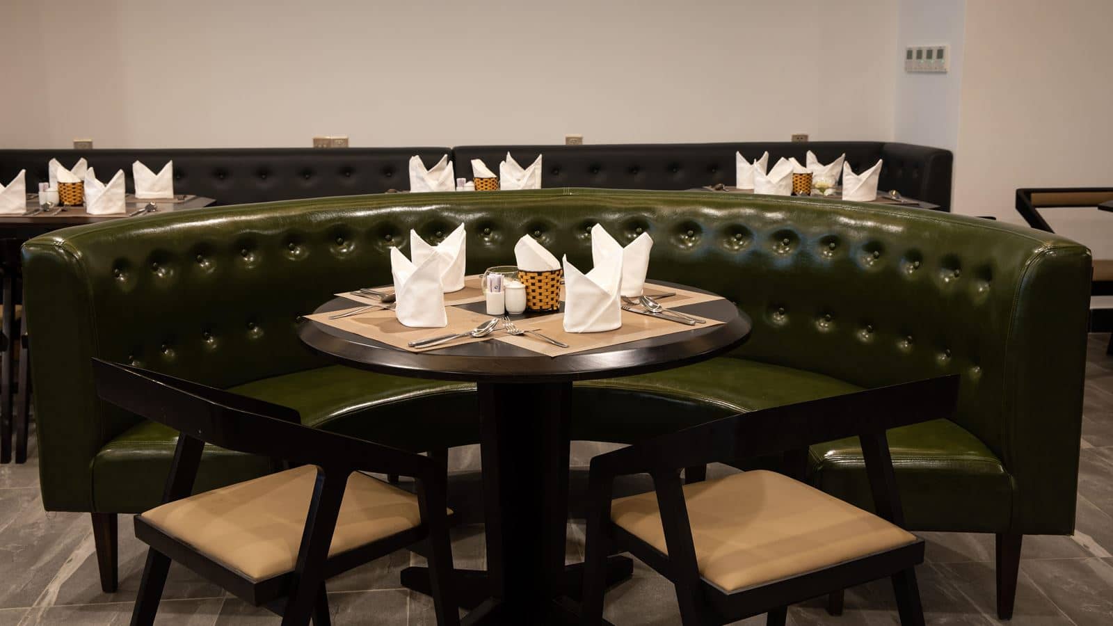 restaurants-lotus-restaurant