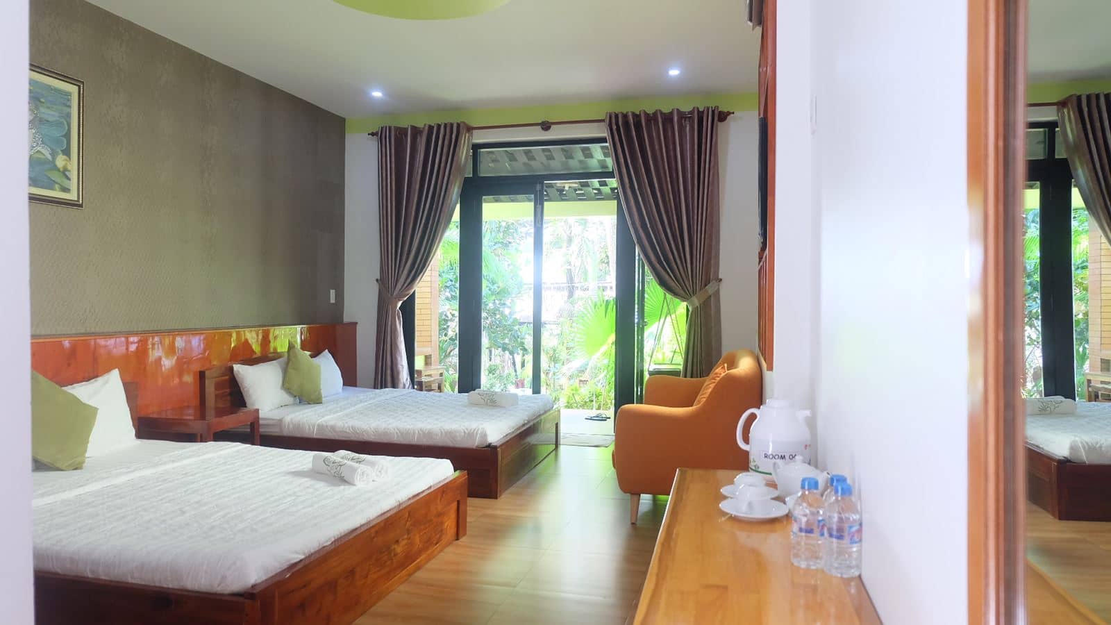 rooms-bungalow-triple-with-terrace