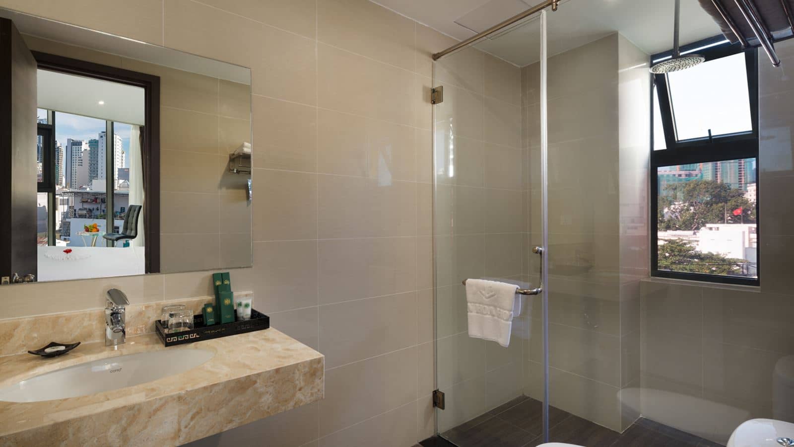 rooms-deluxe-room