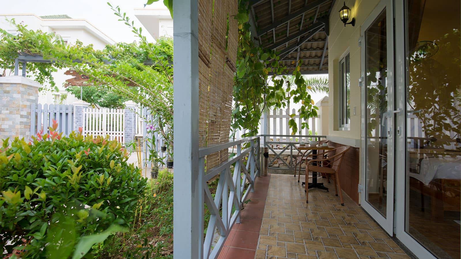 general-bungalow