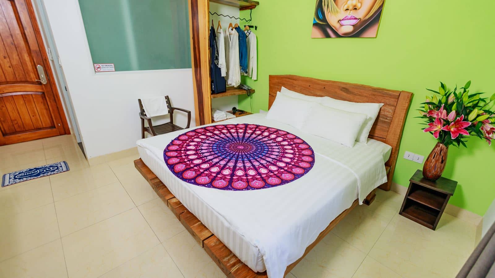 rooms-deluxe-with-balcony-no-extra-bed