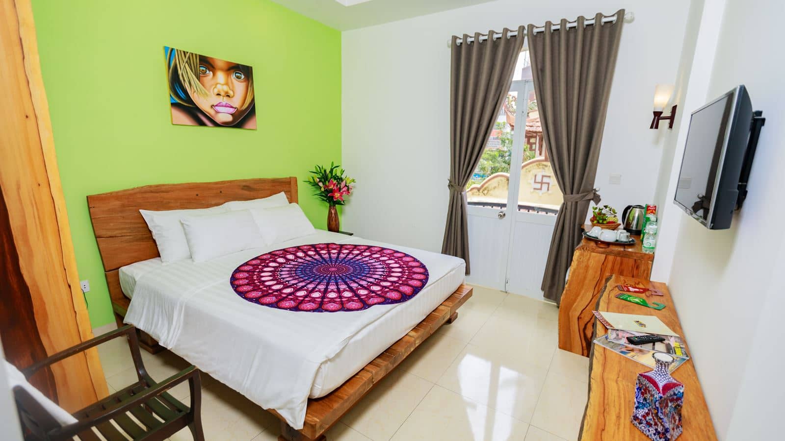 rooms-deluxe-with-balcony-no-extra-bed